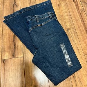 Wrangler Trumpet Flare Jeans 31x32 women’s